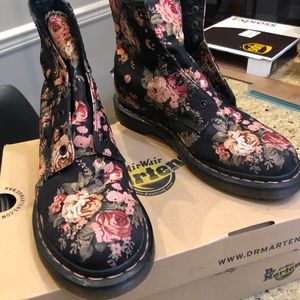 Doc marten boots